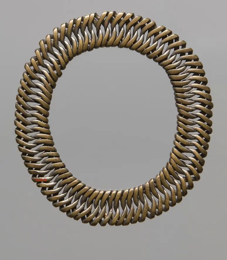 Beinschmuck