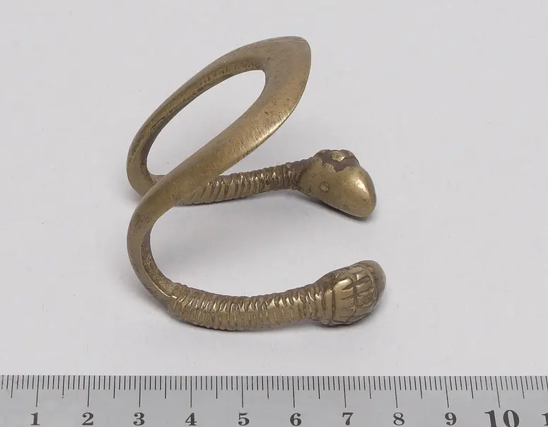 Armschmuck