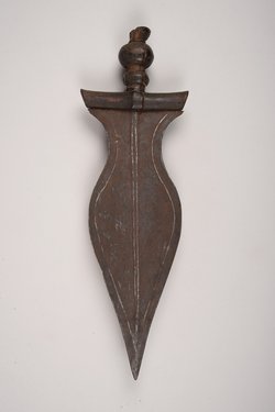 Messer mit Scheide