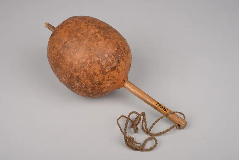 Rassel (Instrument)