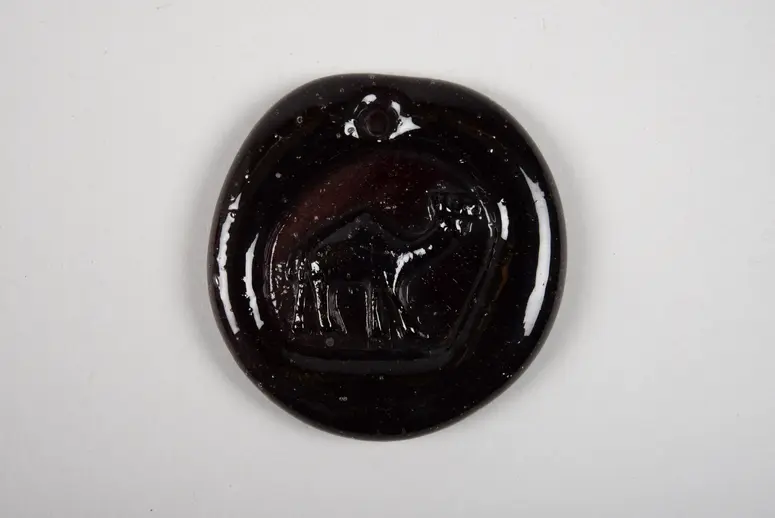 Hebronglas Anhänger mit Kameldarstellung