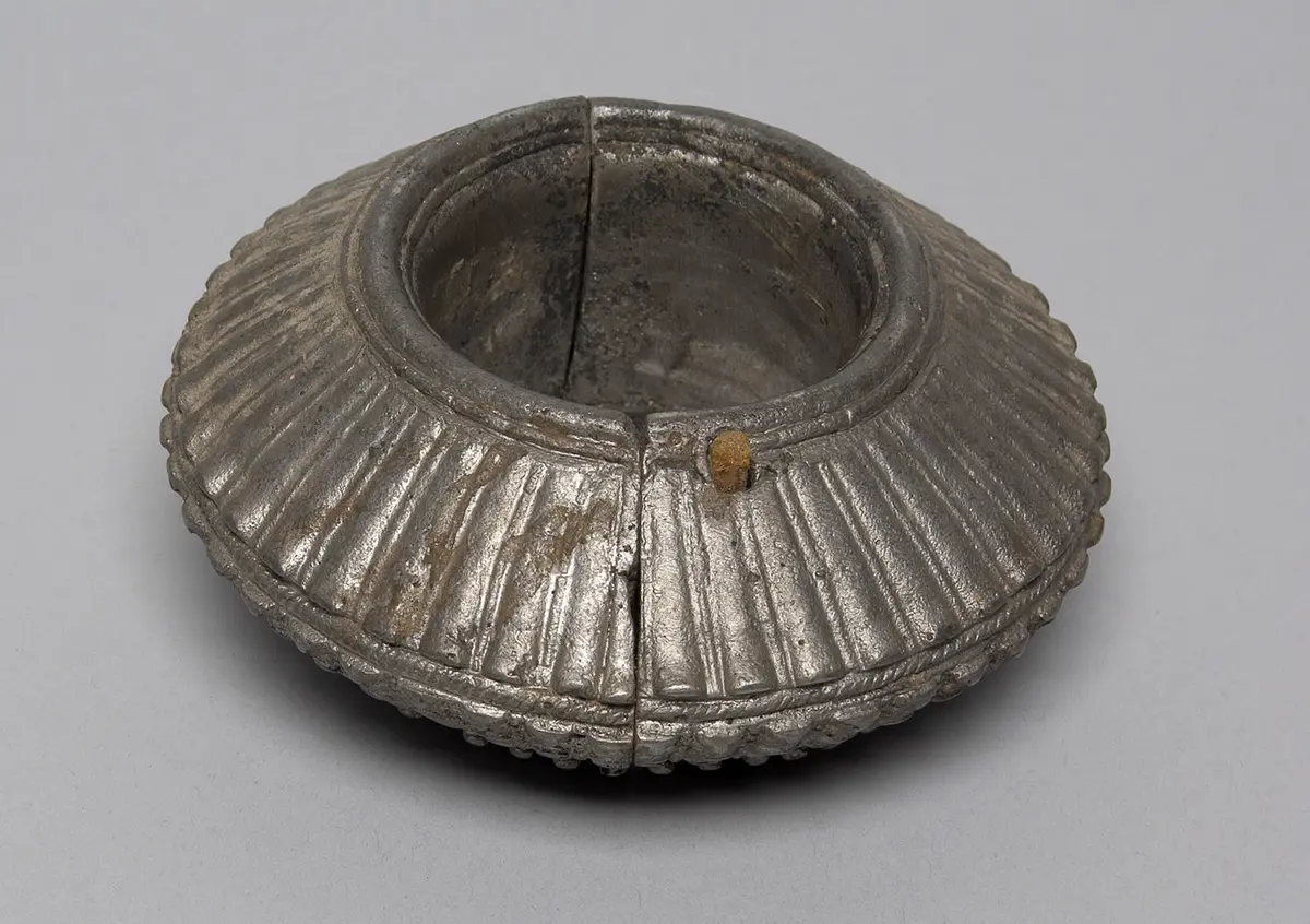 Beinschmuck