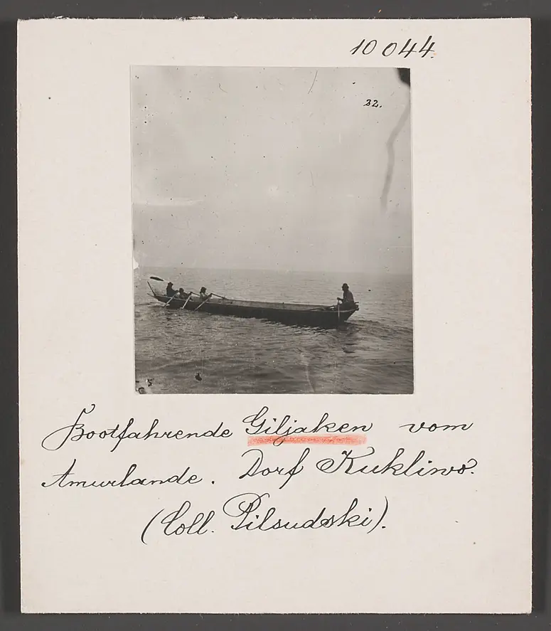 Bootfahrende Giljaken aus Kukliwo