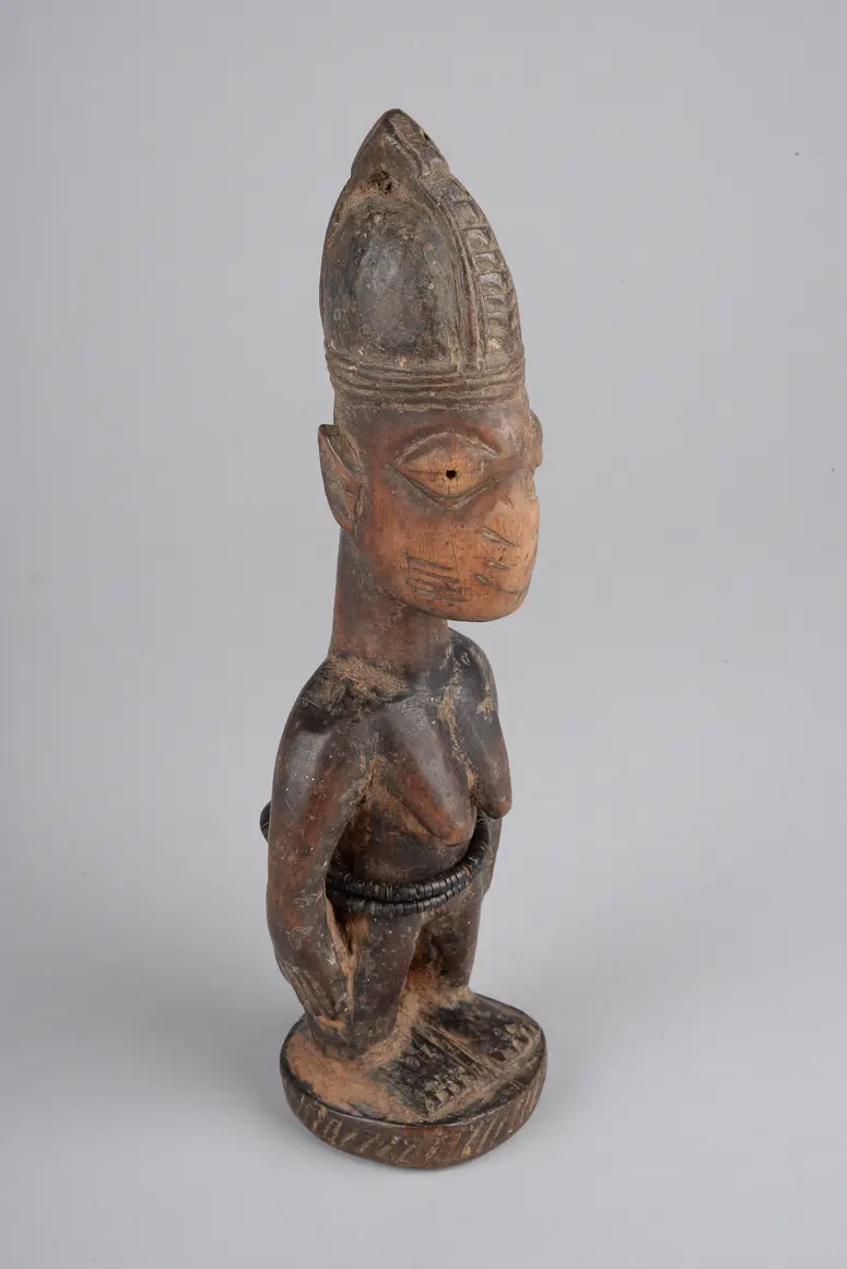 Weibliche Ibeji Zwillingsfigur