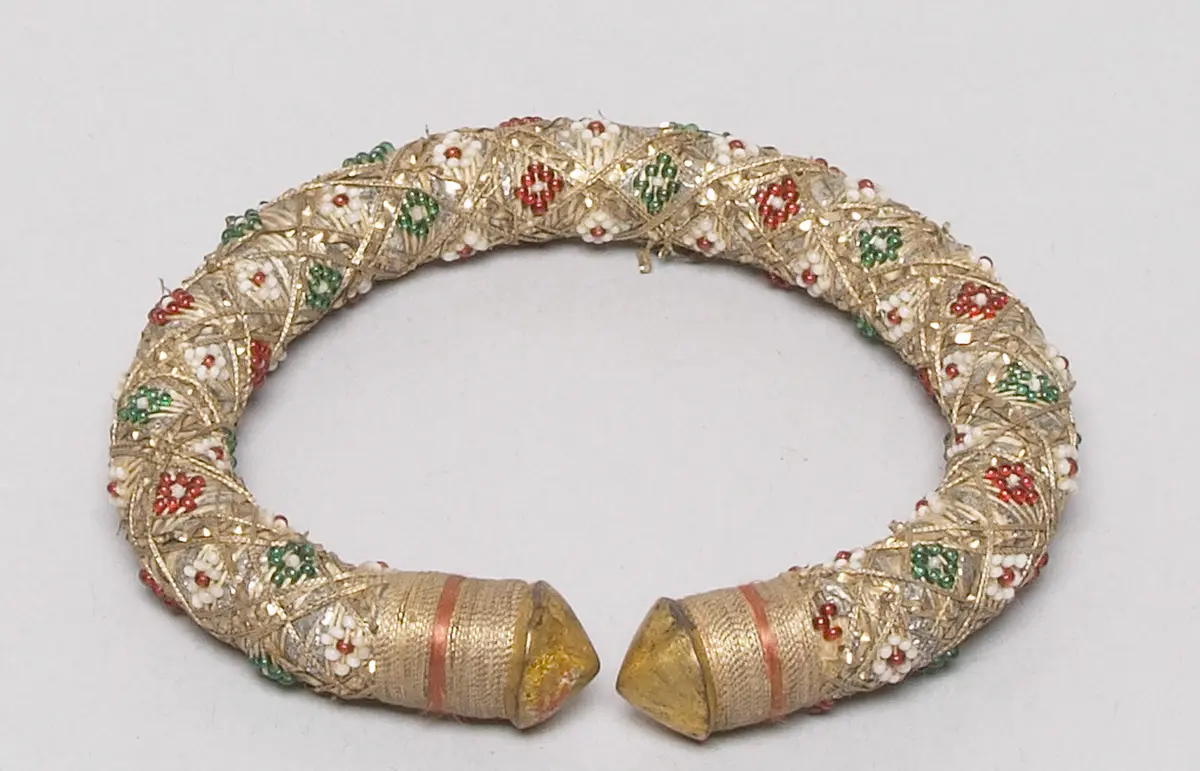 Armschmuck