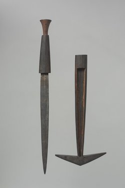 Messer mit Scheide