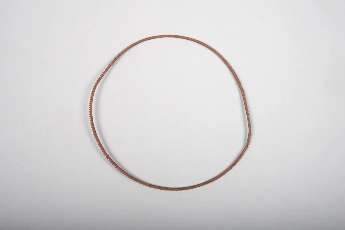 Armbänder und Fussringe
