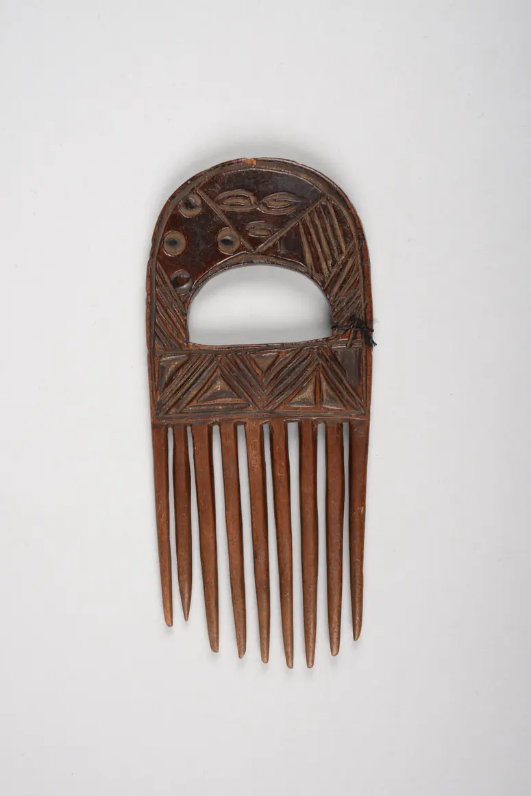 Comb