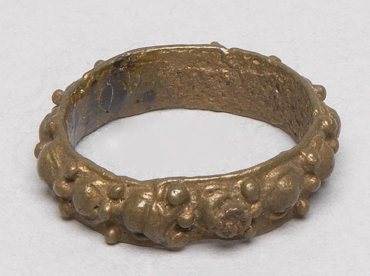Ring
