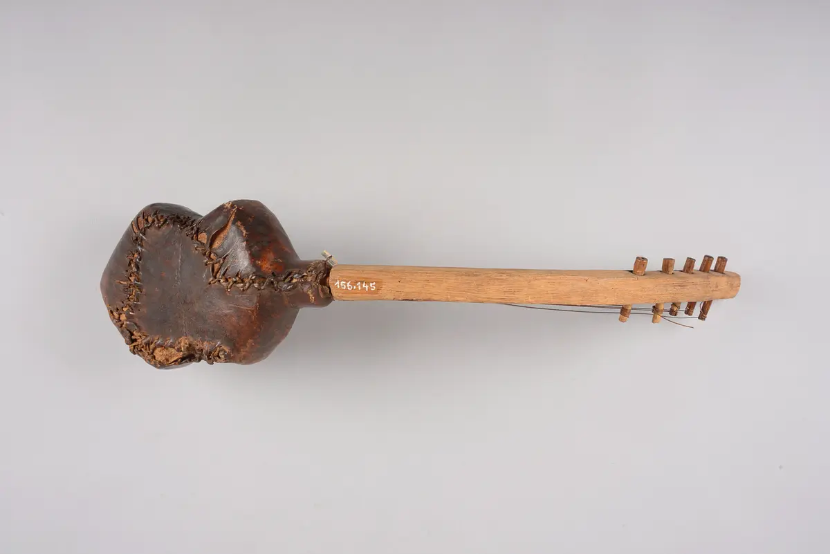 Instrument: Bogenharfe