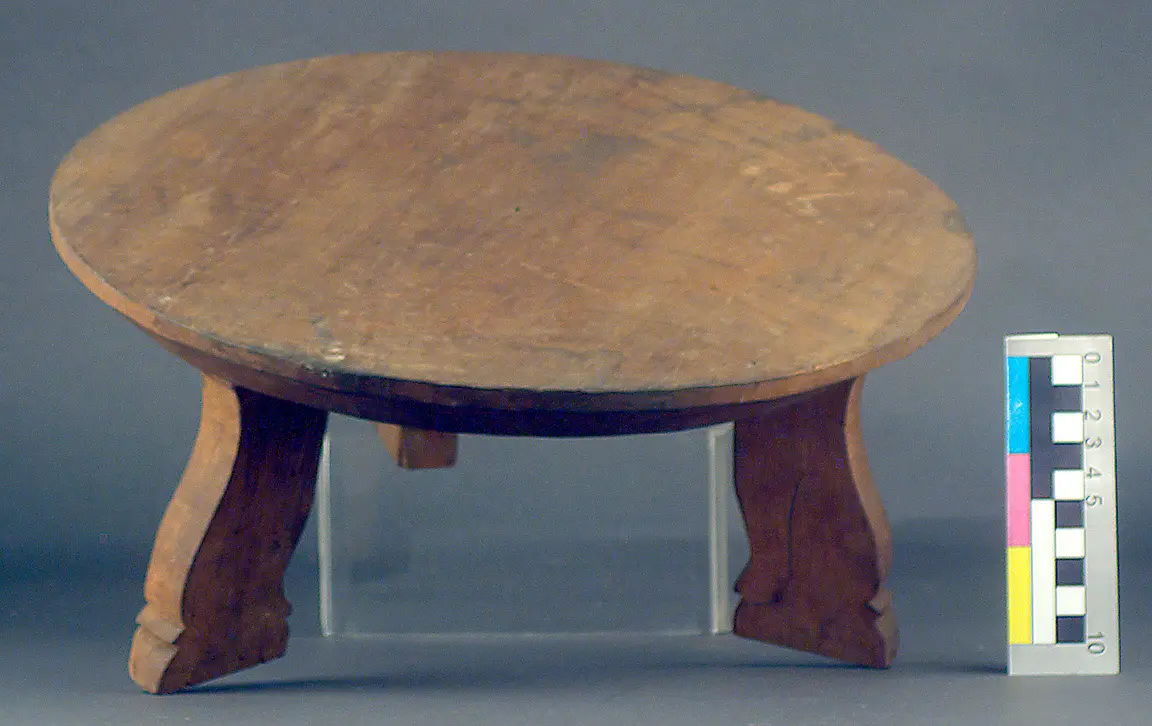 Holzschemel